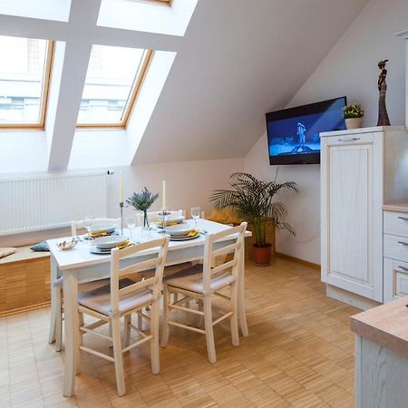 Modern Apartment Charvatova Prague Luaran gambar