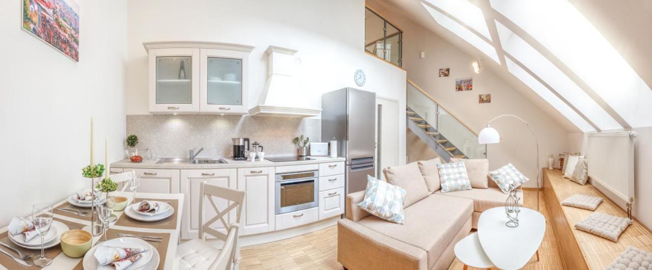 Modern Apartment Charvatova Prague Luaran gambar