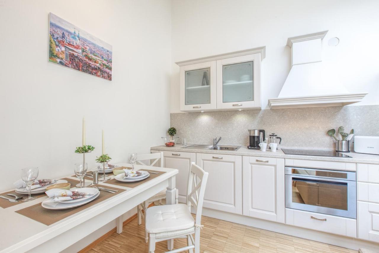 Modern Apartment Charvatova Prague Luaran gambar