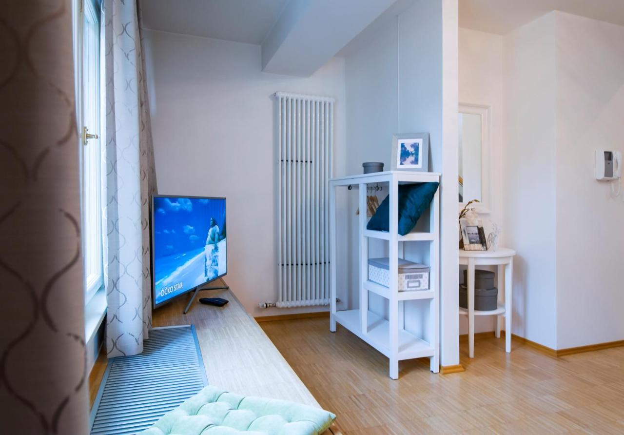 Modern Apartment Charvatova Prague Luaran gambar