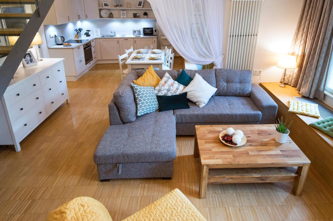 Modern Apartment Charvatova Prague Luaran gambar