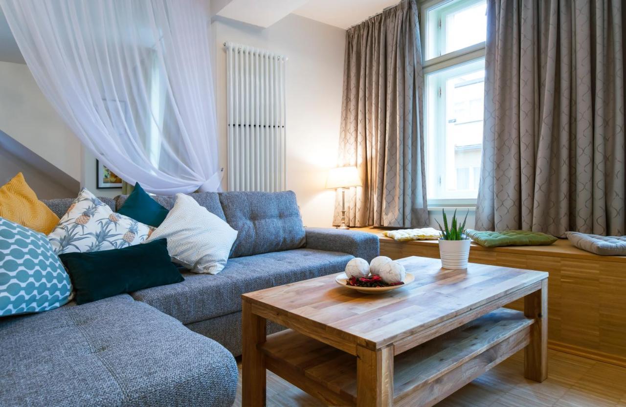 Modern Apartment Charvatova Prague Luaran gambar