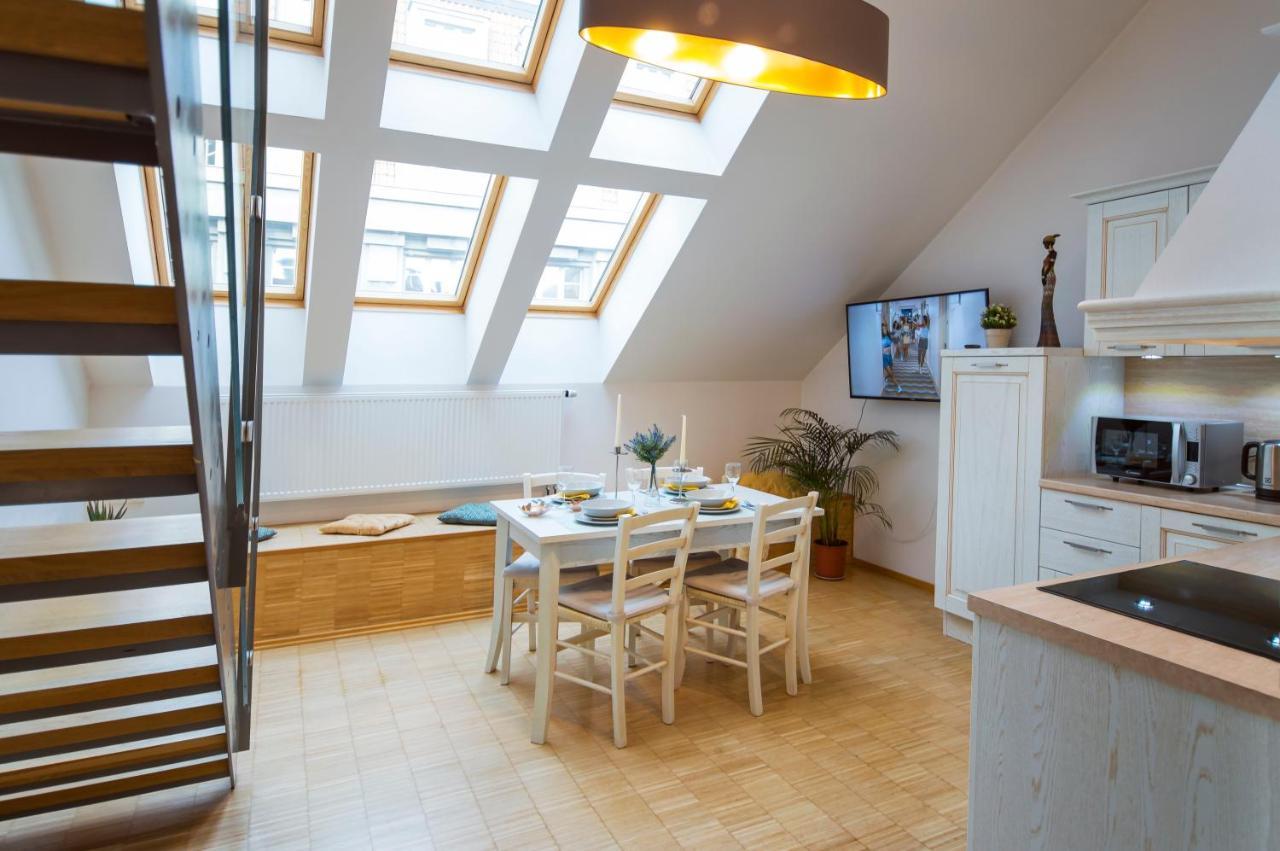 Modern Apartment Charvatova Prague Luaran gambar