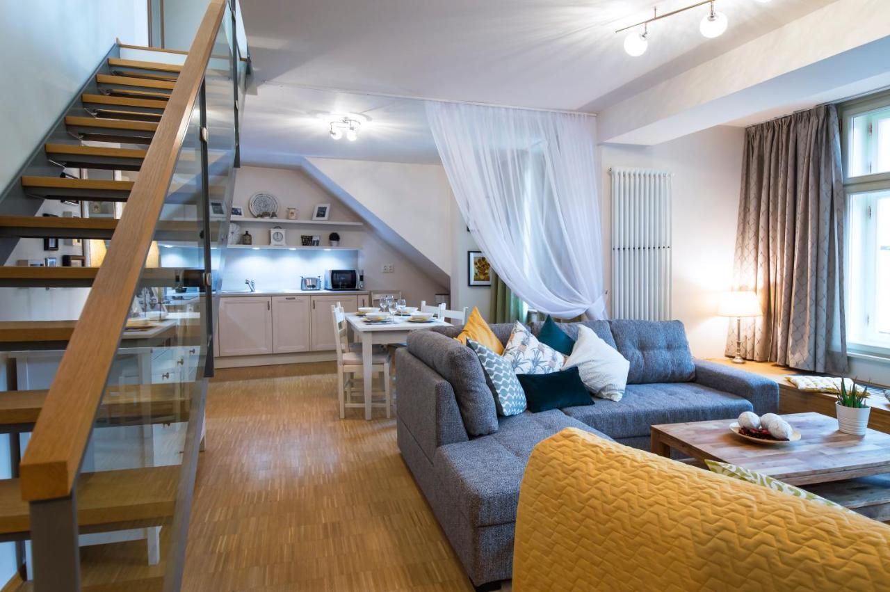 Modern Apartment Charvatova Prague Luaran gambar