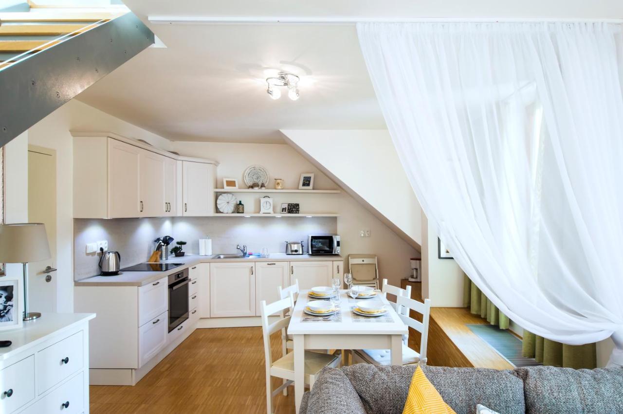 Modern Apartment Charvatova Prague Luaran gambar